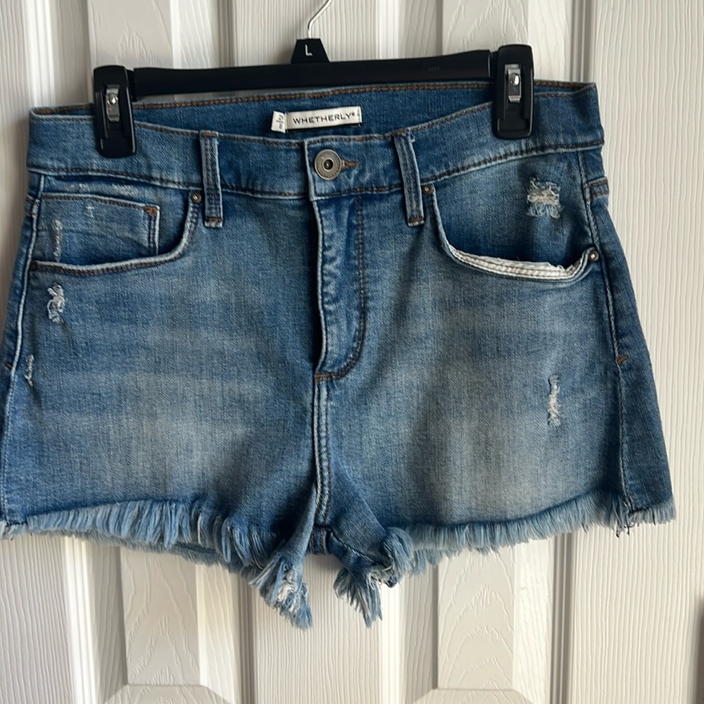 Whetherly Deleon High rise shorts